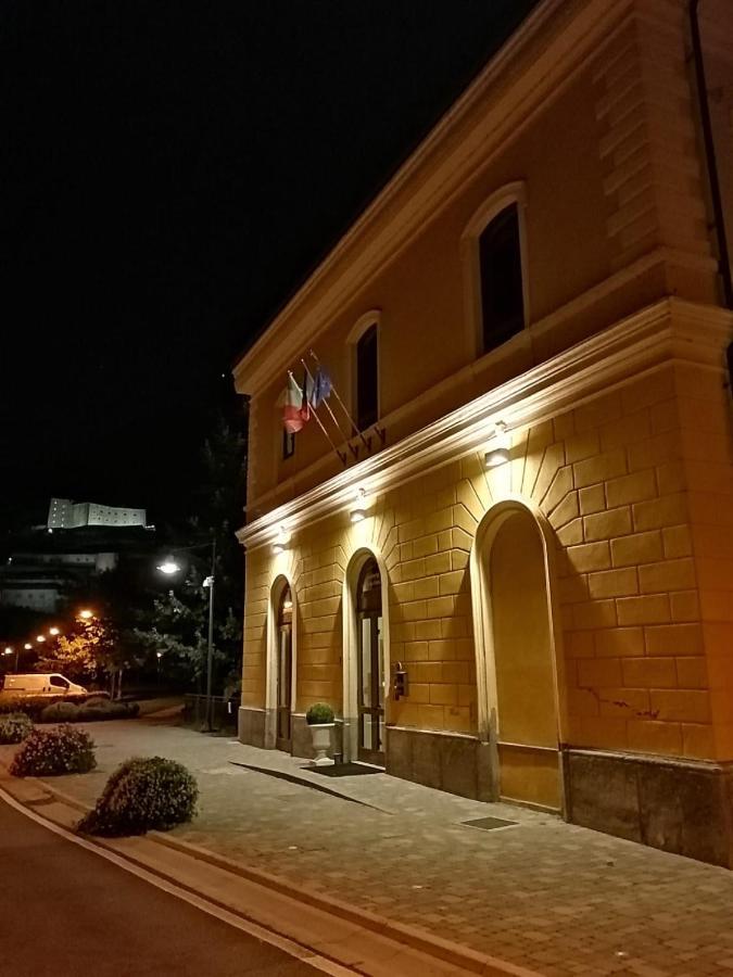 Auberge De La Gare - Dortoir & Ostello Hone Εξωτερικό φωτογραφία